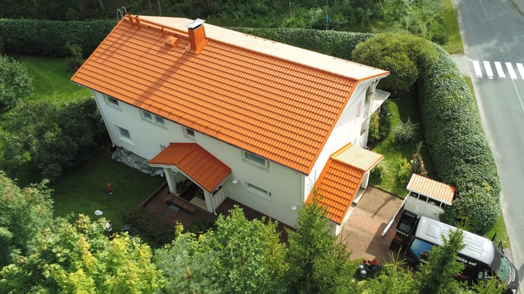 Tiilikaton maalaus